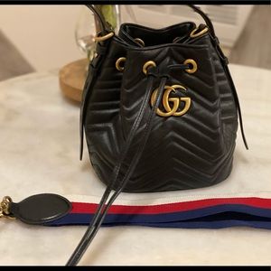 Authentic Gucci purse! With two straps!